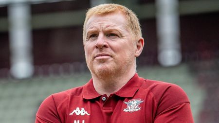 Transferul fundașului de peste 100.000.000 de euro, considerat una dintre marile lovituri date de Neil Lennon în cariera sa!