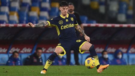 Parma se scufundă! Dennis Man, evoluție ștearsă în meciul cu Bologna! Valentin Mihăilă a fost cel mai periculos jucător al reprizei secunde