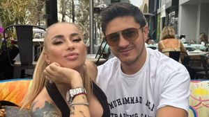 Dieta strictă pe care Anamaria Prodan şi Ronald Gavril, iubitul ei, o țin. Sunt doar două mese pe zi: „Cam asta e”