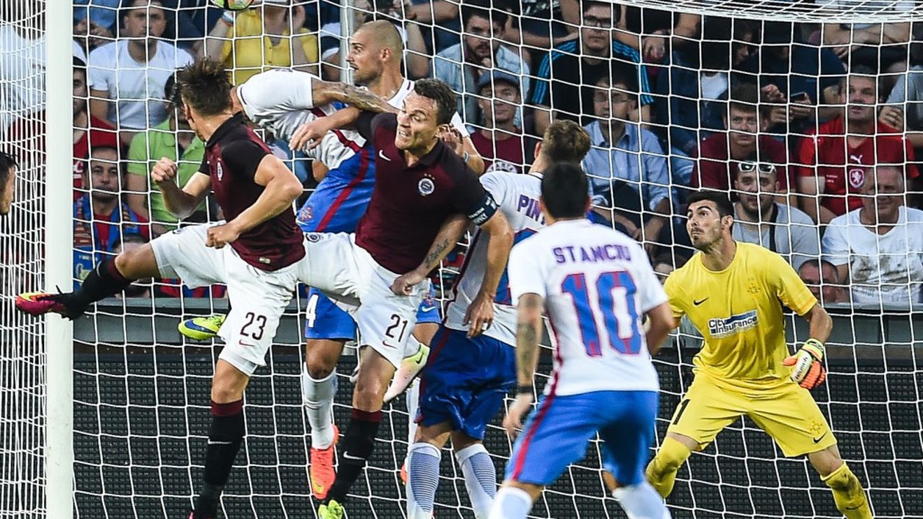 "Este un fotbalist formidabil!" Portarul Spartei Praga, impresionat de un jucător al Stelei. Cum comentează David Bicik interesul ridicat pentru meciul retur: "Nu jucăm fotbal pentru prima oară"