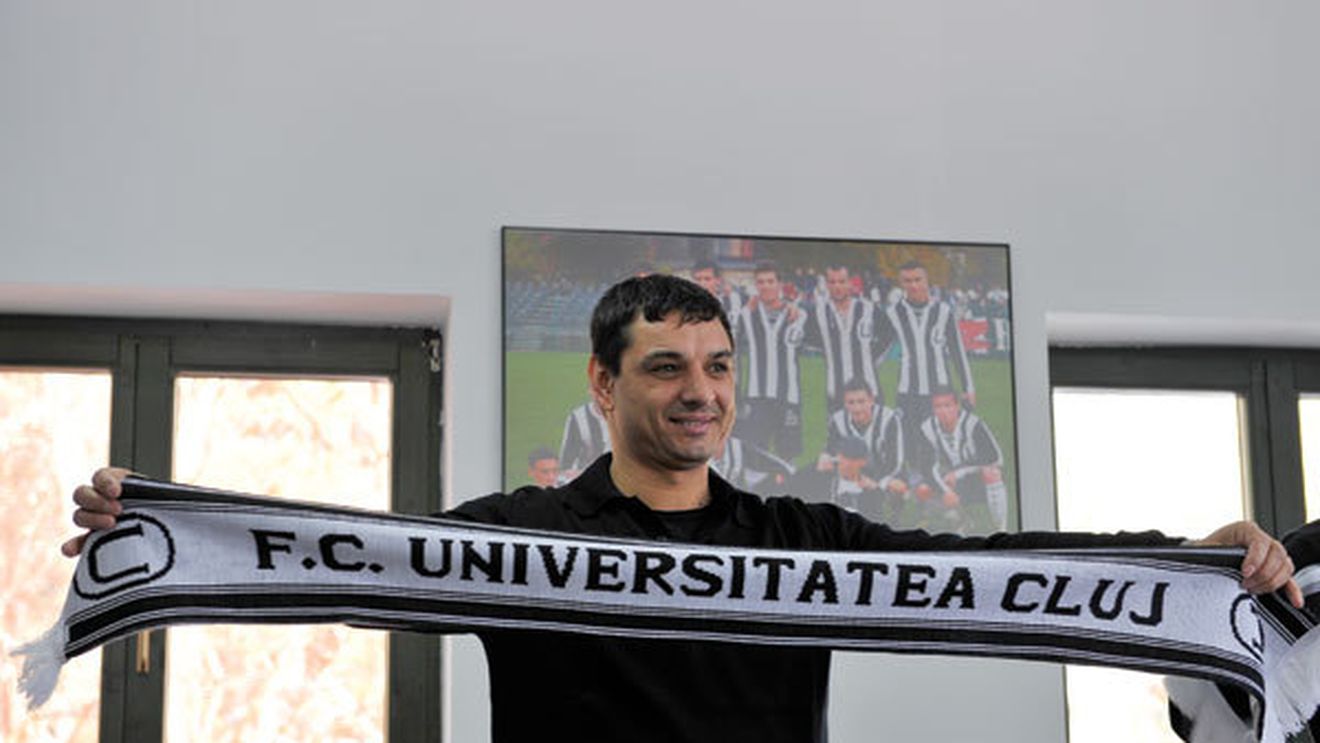 "Ganezul" antrenează puști!** Fostul mare internațional va debuta cu Steaua, pe banca lui "U"