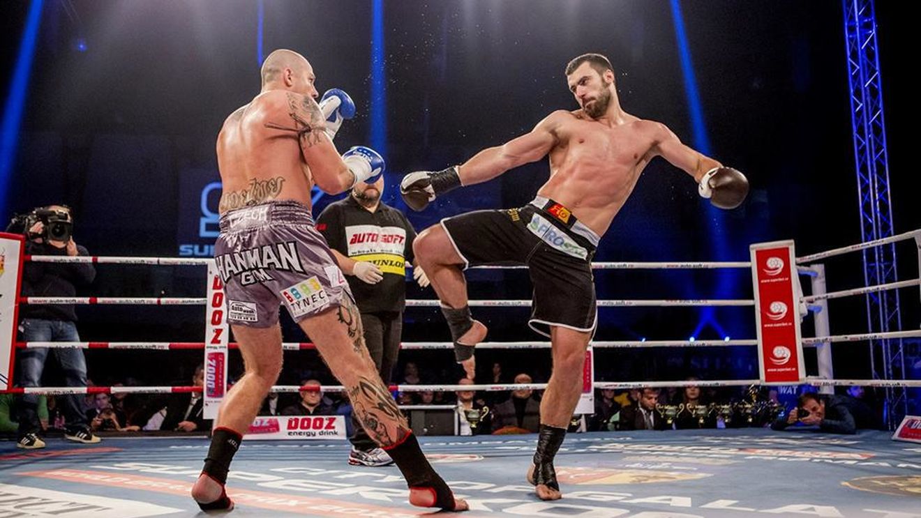 Programul galei aniversare Superkombat de la Ploiești: 12 confruntări internaționale și meci de titlul mondial