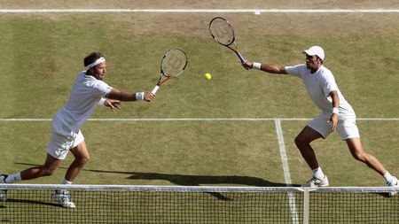 Tecău și Lindstedt s-au impus la New Haven**, Platon - învingătoare la Vinkovici