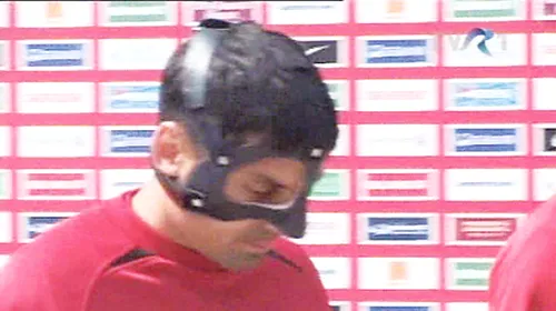 Danciu poartă masca lui Zorro