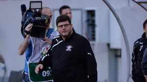  OFICIAL | Pustai a preluat FC Botoșani cu obiectivul de a urca echipa de 12 pe 7. "Nașul" Stelei își întâlnește "finii" peste o lună