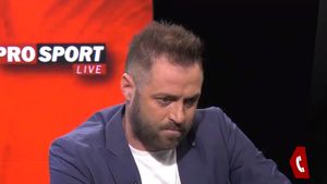 Cristi Pulhac, ironic la adresa lui Gigi Becali, înainte de Derby de România: "Nu poți fi credincios tot timpul!". Ce spune despre strategiile celor două cluburi | VIDEO EXCLUSIV ProSport Live