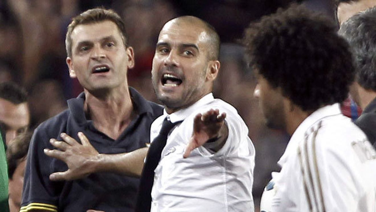Catalanii au luat FOC!** Reacția lui Guardiola la gestul de mahala făcut de Jose Mourinho