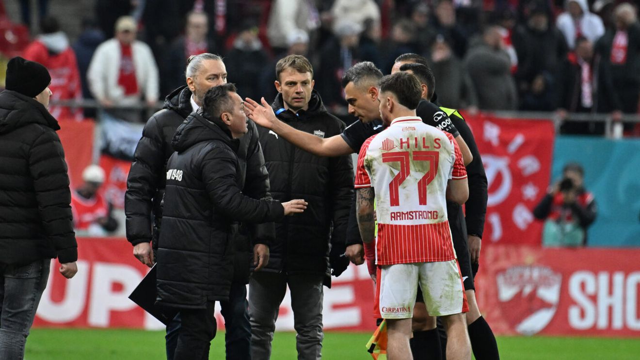 Dinamoviștii acuză arbitrajul după înfrângerea cu Universitatea Craiova: „A râs! E frustrant că nu se verifică la VAR”