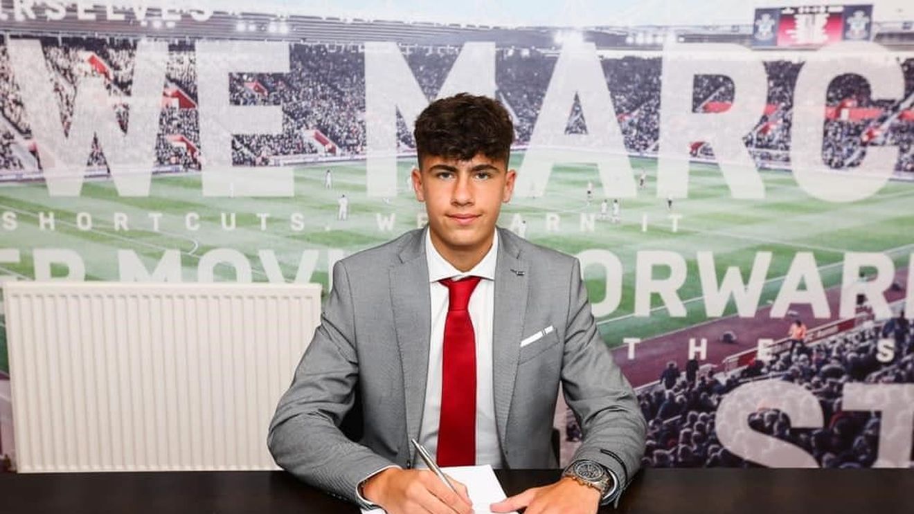 A lăsat CFR Cluj și visează să debuteze în Premier League: "Vreau să calc pe urmele lui Florin Gardoș"