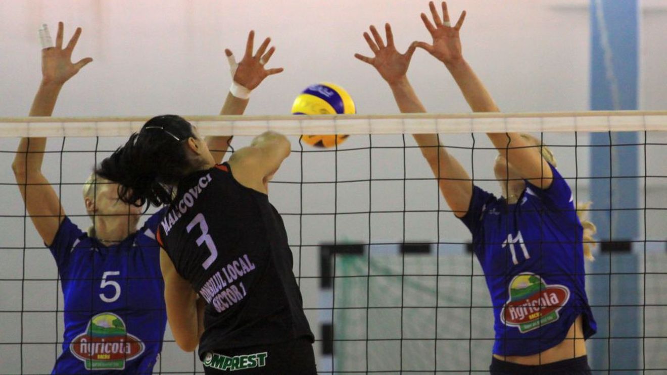 Dinamo a trecut cu emoții de Știința Bacău