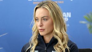 Ana Bogdan, în spital pe perfuzii: „Nu respiram bine. Bronşită acută şi pneumonie interstițială!”