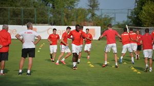 Andone a vorbit pentru prima dată despre asta. Antrenorul lui Dinamo a dezvăluit bugetul asigurat de Ionuț Negoiță pentru acest sezon: "E unul bun pentru Liga 1, de primele trei clasate" | VIDEO