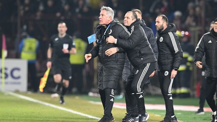 Ar fi un dezastru pentru U Cluj! Ce pedeapsă riscă Cristiano Bergodi, după scandalul de la meciul cu CFR