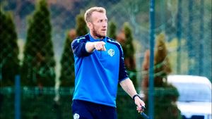 Surpriză la reunirea unei echipe din Liga 2. Fostul atacant din prima ligă Dan Roman i s-a alăturat ca antrenor secund