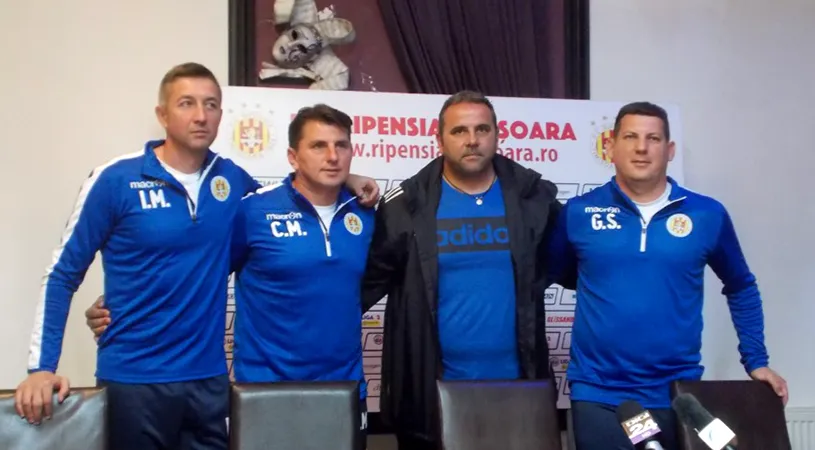 Alexandru Pelici, prezentat oficial la Ripensia: 'Să nu se creeze o imagine falsă. Nu sunt salvatorul'.** Antrenorul a subliniat problema-cheie din fotbalul timișorean: 'Războaie fără sens'