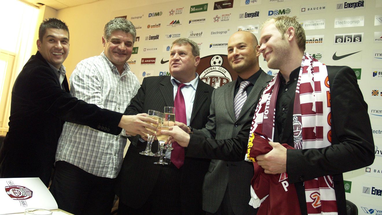 Probleme pentru CFR! Un club FANTOMĂ‚ îl aduce pe Paszkany în fața Justiției!** Jucătorul "vândut" de campioană care nu a mai ajuns niciodată la destinație