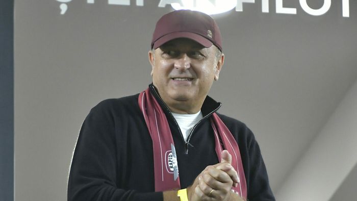 Dan Şucu s-a dus în vestiar peste jucătorii de la Genoa şi peste antrenorul Patrick Vieira! Noul patron a luat o decizie ca în Giuleşti