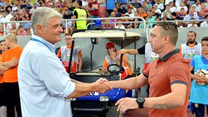 Reghecampf: "Trebuie să-i întrebați pe cei de la Dinamo de ce nu a reușit transferul lui Gnohere!" Ce spune despre venirea tânărului Man