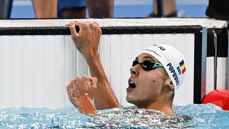 Reacția fabuloasă a comentatorului TVR după cursa fantastică a lui David Popovici, care a devenit campion olimpic la Paris! „Absolut incredibil! Nici nu știi cât de fericiți ne-ai făcut”