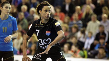 Decizie radicală luată de FRH, între două partide ale naționalei cu Norvegia, campioana olimpică și mondială en-titre. Dedu: "Vom avea toleranță zero pentru tot ce aduce atingere demnității umane"