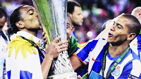 Vânat de Liverpool și PSG, e la un pas de Chelsea!** INTERVIU Alvaro Pereira: "România, te iubesc"
