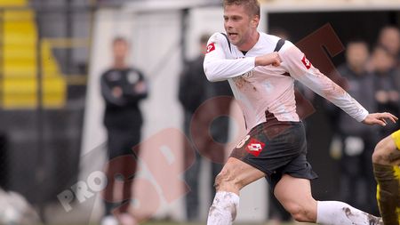 Victorie cu 6-1** pentru "Gașca Nebună"