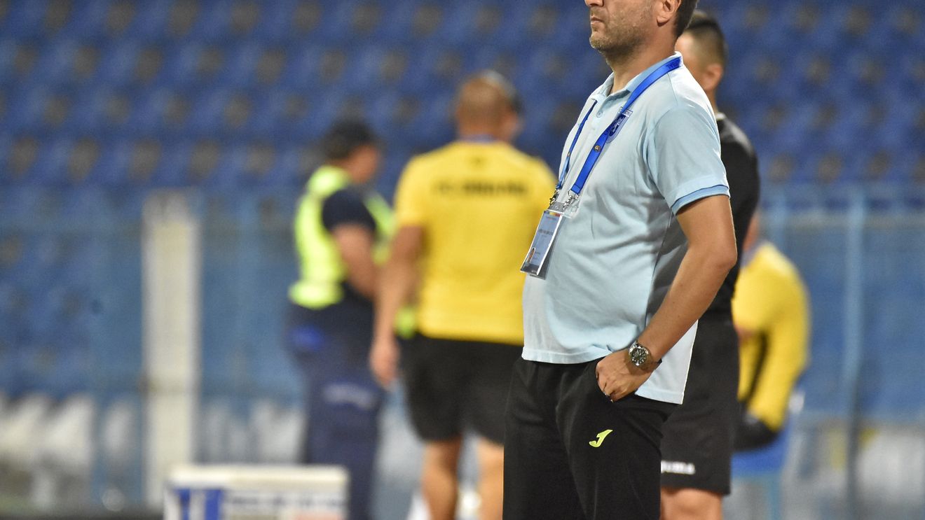 INTERVIU | Mangia, "jocheul" ajuns celebru, chiar dacă n-a fost un "cal" bun. S-a lăsat de fotbal la 20 de ani și a vrut să devină avocat. A început antrenând copii și a ajuns vicecampion european cu Italia under 21, după ce Arrigo Sacchi l-a remarcat