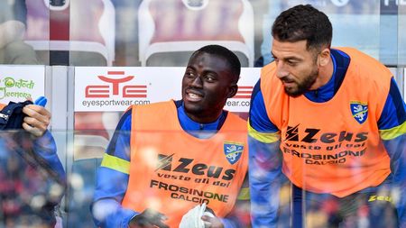 Fantastica poveste de viață a fotbalistului din România care și-a riscat viața pentru a face carieră. „Dacă nu aveam noroc, nu aș mai fi vorbit acum cu tine. O să scriu o carte”. EXCLUSIV