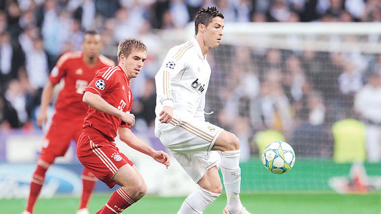 Dilema Lahm!** Germania - Portugalia, azi de la 21:45! Vezi o infografie spectaculoasă a arenei din Lvov