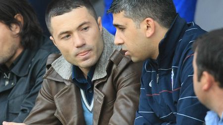 Steaua transferă jucători de pe DVD-uri! ** Ilie: "Dacă a ajuns Mache să se ocupe de achiziții, e grav!"