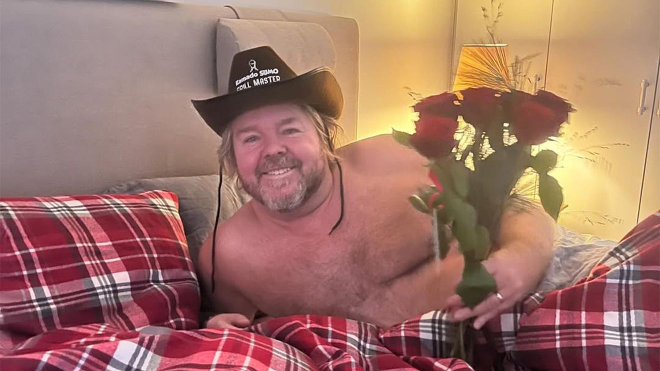 Sârbii l-au văzut pe bărbatul care a distrus Generația de Aur și care acum vinde aspiratoare și au rămas mască: „Îl mai recunoașteți?”