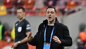 „Va fi ca în cazul lui Cosmin Olăroiu”. Ce se va întâmpla cu Mirel Rădoi la FCSB
