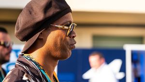 Giovanni Becali e siderat de umilința acceptată de Ronaldinho la Iaşi. A aruncat pe piață o sumă ridicolă: „O fi venit pentru moldovence”