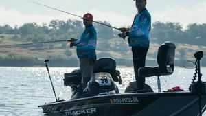 Începe campionatul național de pescuit la răpitori LRS 2021! Șalău sau biban? Unde poate fi urmărit turneul