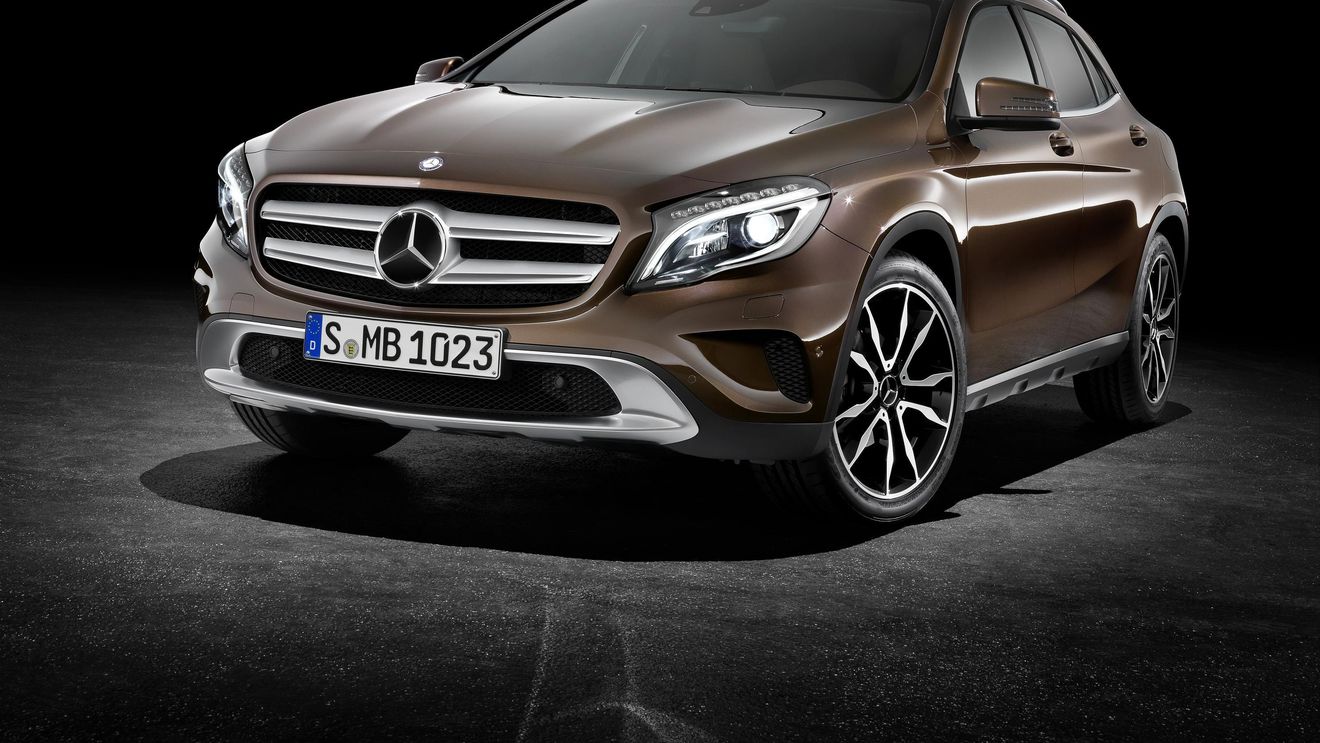 Mercedes-Benz lansează azi GLA, un nou SUV compact premium