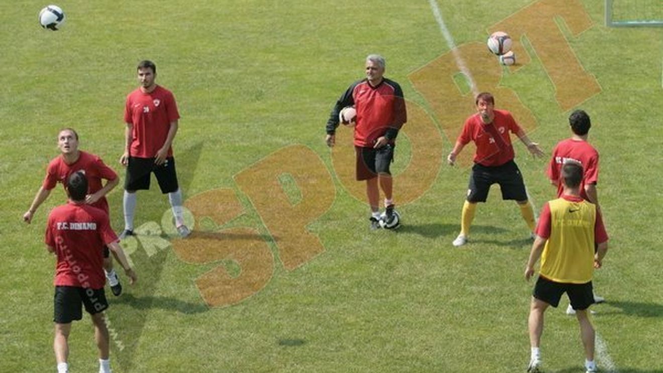 Dinamo - Austria Viena 3-4!** Atac stelar, defensivă praf!