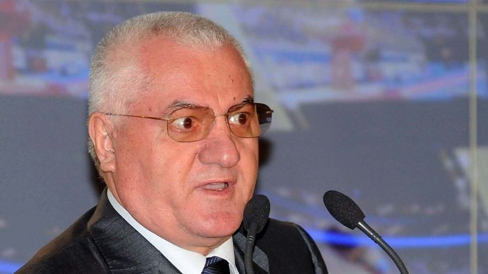 Mitică Dragomir l-a dat de gol pe prietenul Gigi Becali: „Îl vinde pe Bîrligea. Ia 10.000.000 de euro pe el”