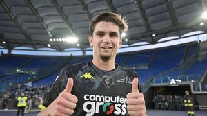 Răzvan Marin le face o promisiune italienilor după ce a ajuns la 100 de meciuri în Serie A: „Voi continua să dau tot ce am mai bun!”