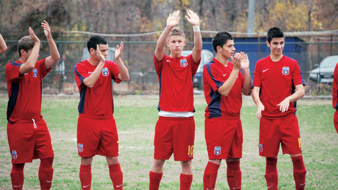 Amatorism TOTAL la Steaua! Motivul ireal pentru care s-a pierdut un meci cu 3-0:** "Nu îmi vine să cred că la club e o asemenea lipsă de organizare!"