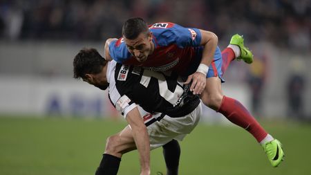 Câinii și pisicile. Cronica unui meci în care vicecampionii doar au zgâriat la poarta lui Penedo, iar Dinamo și-a arătat colții până în final. FCSB - Dinamo 1-3 