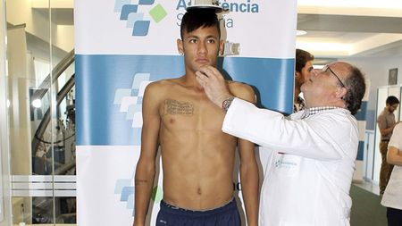 Transferul la Barcelona l-a ridicat pe Neymar cu 10 locuri în topul Forbes al celor mai bine plătiți sportivi