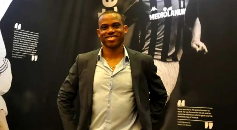 Sunday Oliseh și-a dat demisia din funcția de selecționer al naționalei de fotbal a Nigeriei