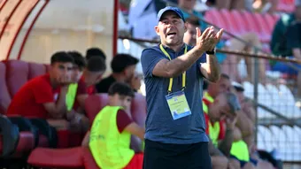 CSC Dumbrăvița are deja destule probleme de lot și urmează abia etapa 3 în Liga 2. Florin Fabian apelează la ”spiritul de grup” înainte de meciul de la Oradea