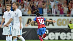 Lecții de zbor spre Ligă, cu Stanciu pilot. Steaua se califică în playoff-ul Ligii Campionilor după 2-0 (3-1) cu Sparta Praga, totul grație lui Nicușor

