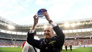 Ieri înjurat, azi adulat! Florin Talpan, eroul fanilor CSA Steaua după ce a blocat revenirea lui FCSB pe stadionul din Ghencea: „Rezolvați și cu promovarea și veți intra în istorie!”