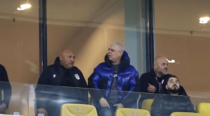 Cum a reacționat Marius Șumudică în loja de pe Arena Națională, după ce Ovidiu Hațegan a refuzat un penalty giuleștenilor în Rapid - FCSB! Camerele TV au surprins totul în direct