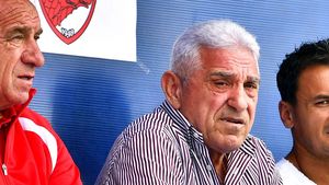 Dinamo a luat licența! Ioan Becali, critici acide asupra lui Ioan Andone: „Nu mă așteptam să spună că aduce el un barosan și rezolvă tot! Clubul a trăit din ce am vândut noi”