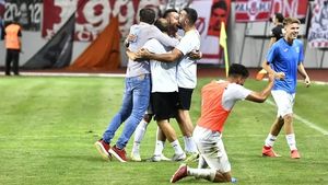 La loc comanda! Viitorul Pandurii și-a reinstalat antrenorul demis în urmă cu o săptămână și l-a prezentat sub formă ghicitoare