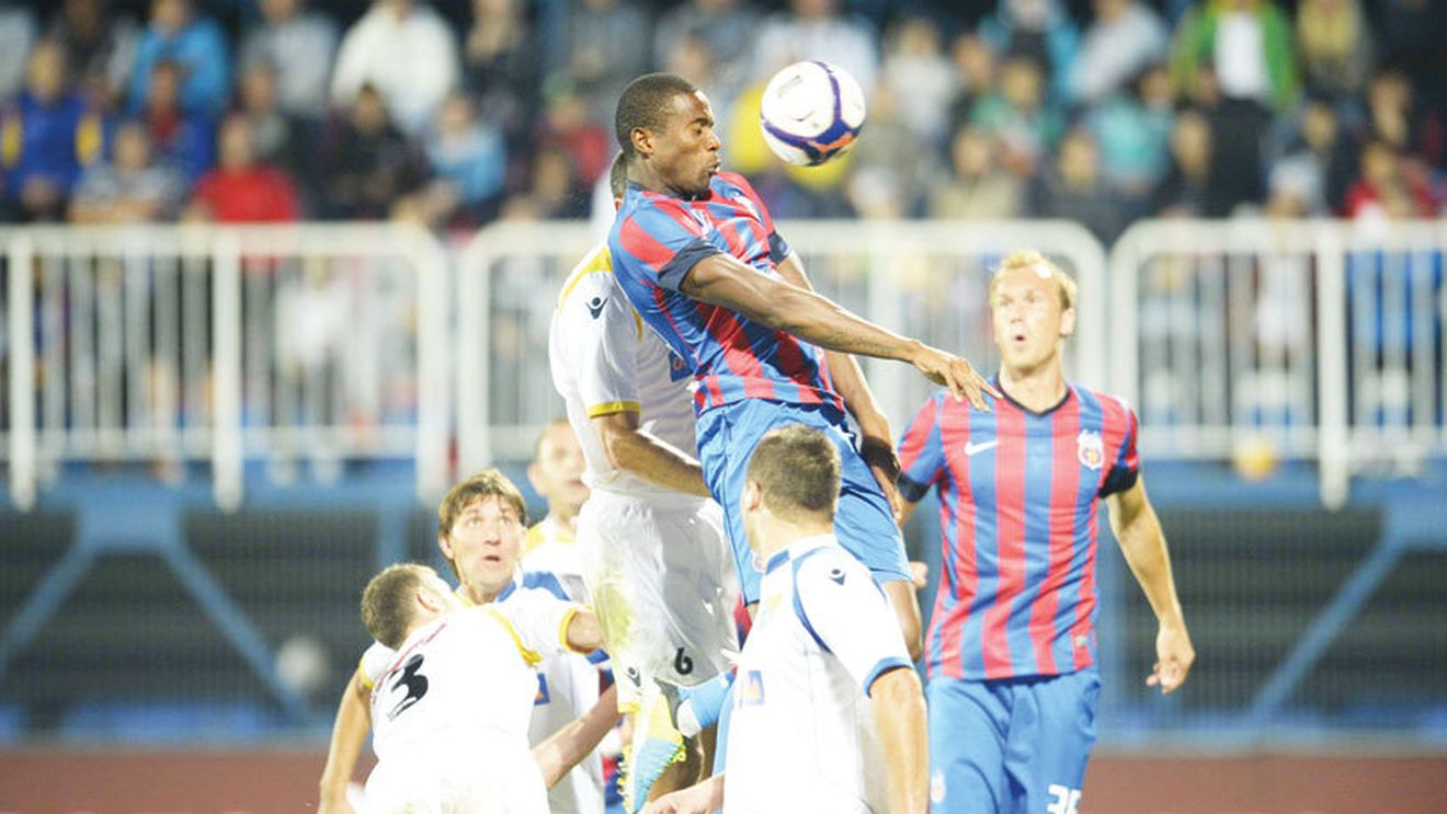 Cei de la Avântul Bârsana s-au simțit umiliți de steliști la vestiare: "Dacă le făcea Chelsea și lor așa?"