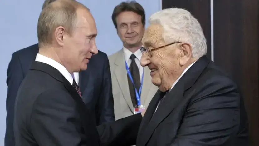 Fostul secretar de stat american Kissinger ia apărarea Rusiei